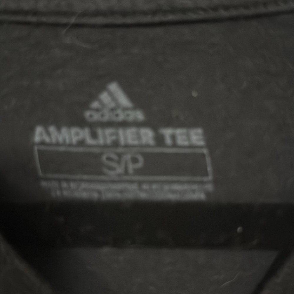 Men’s Adidas t-shirt - Picture 2 of 2